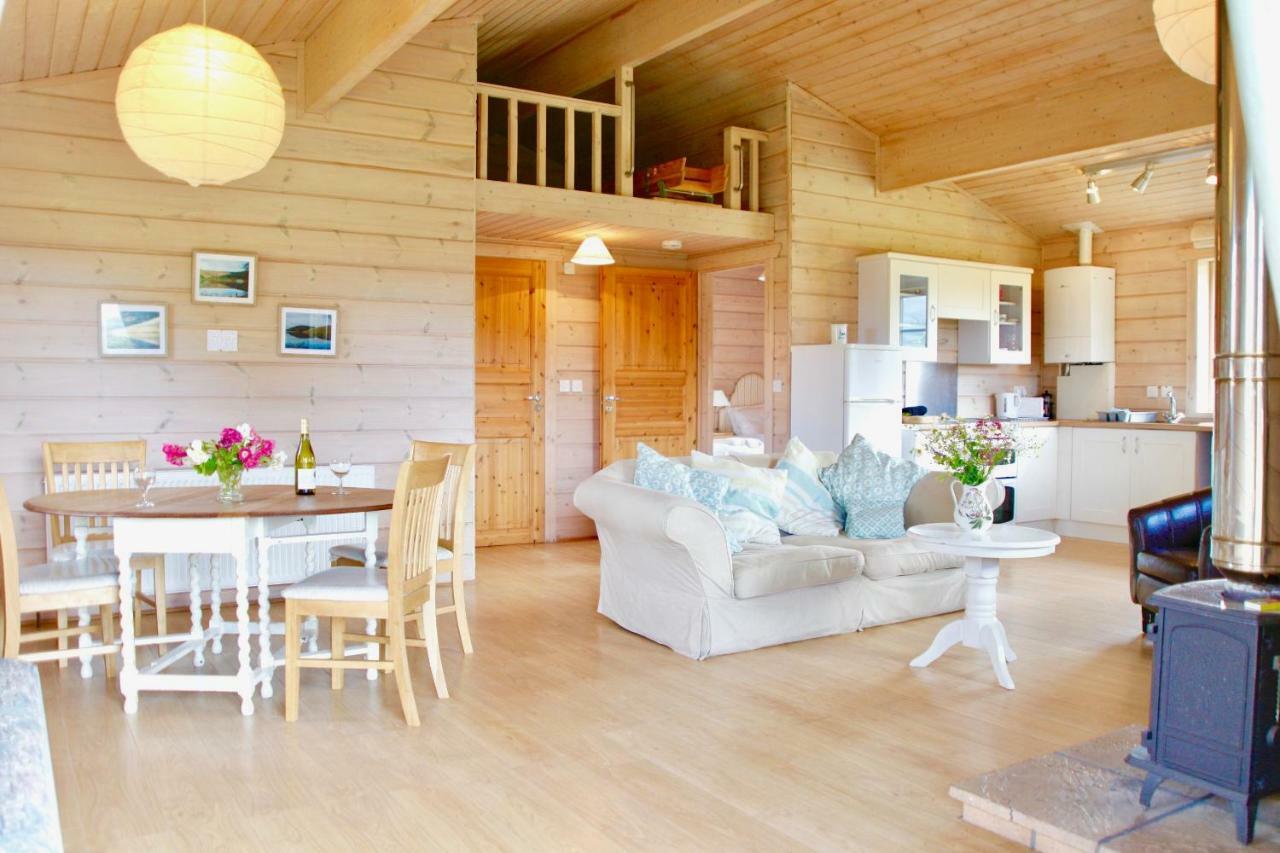 Lapwing, Skylark & Curlew Seaside Holiday home *